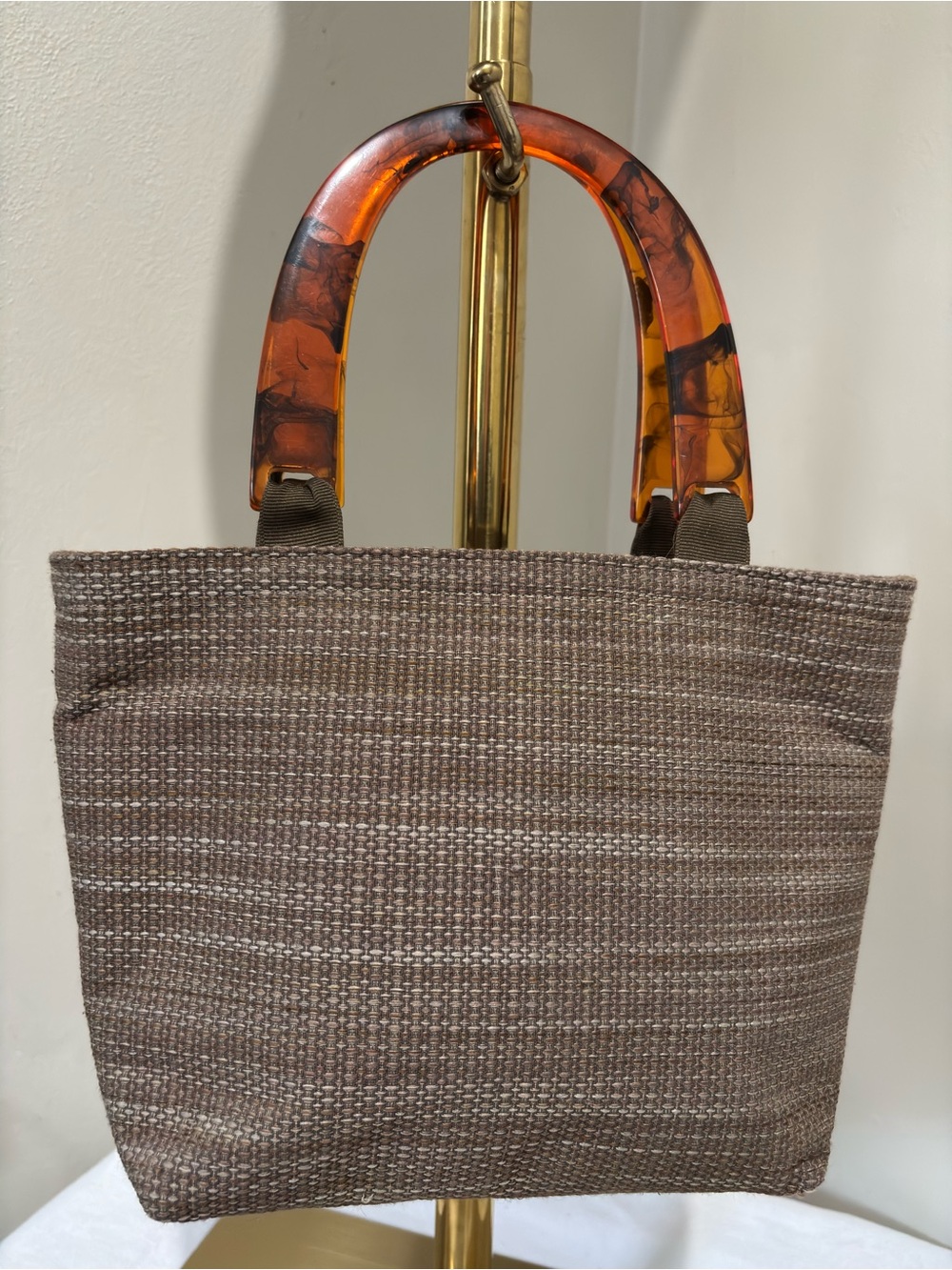 Classic Brown Woven Tote Bag with Tortoiseshell Top Plastic Handles - Picture 3 of 7